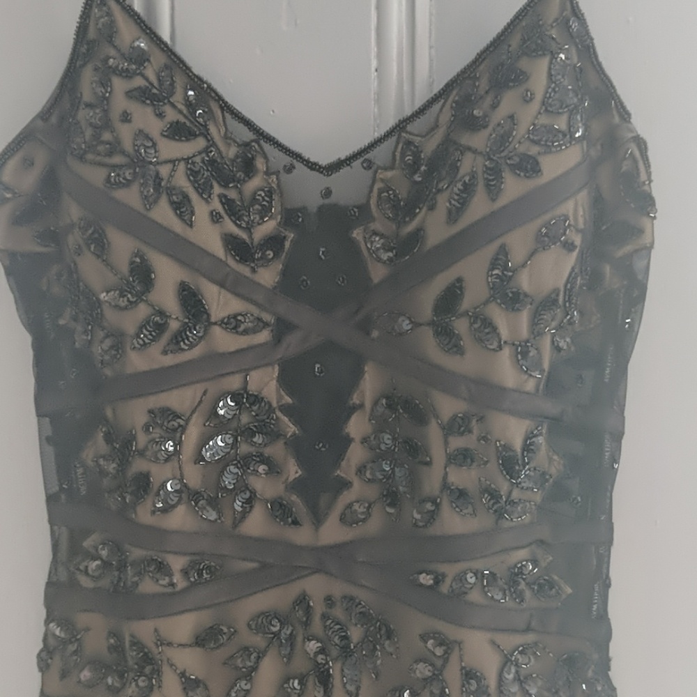 Dress - Picture 2 of 7